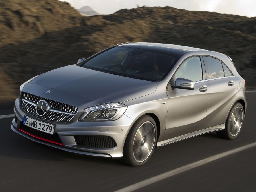  Mercedes-Benz A250 AMG Sport Package 2012 года  (фото 18 из 21)